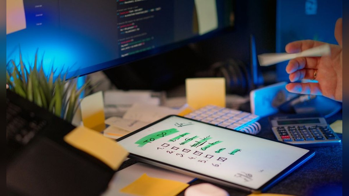 Misago abandons React.js and adopts HTMX to simplify forum